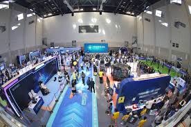 热闻｜B费一传两射造两大神迹！曼联客场4-1大胜狼队升至英超第六